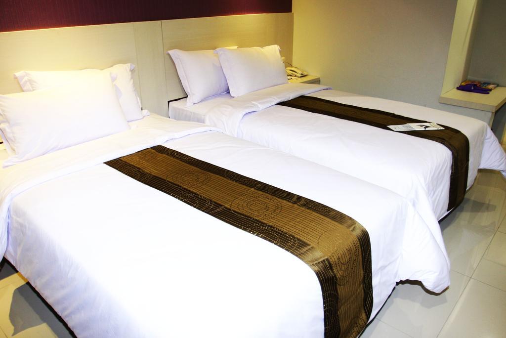 Hotel Vio Surapati Bandung Exteriér fotografie